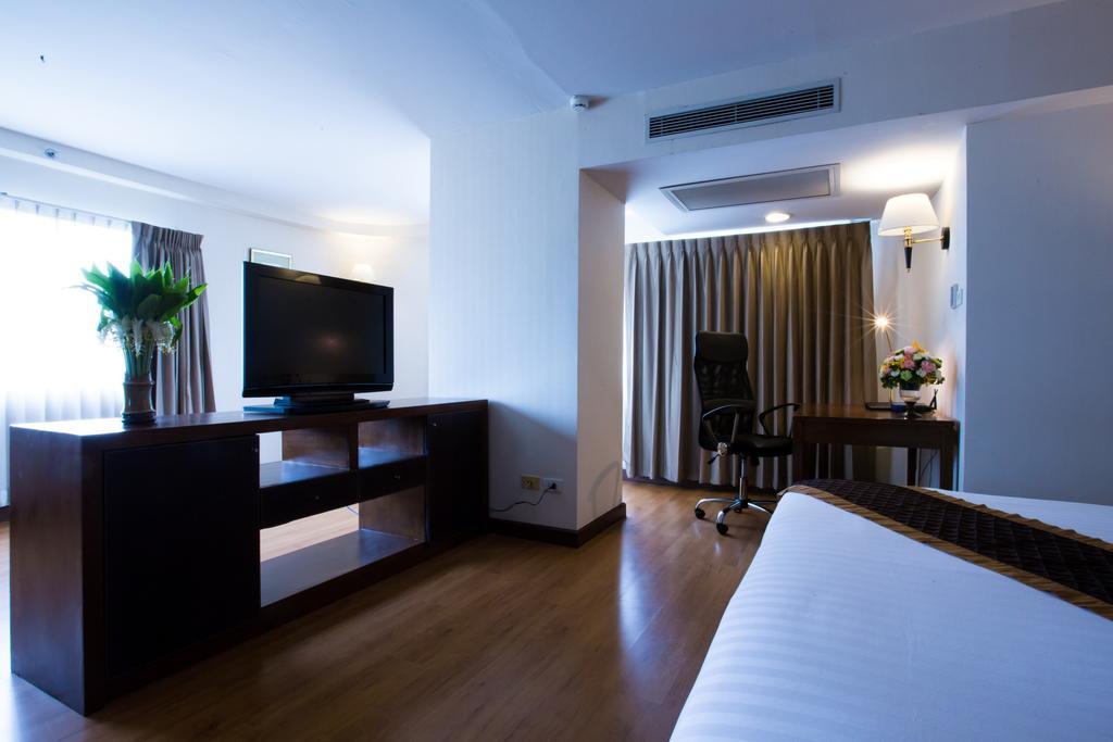 Hotel Furama Čiang Mai Exteriér fotografie