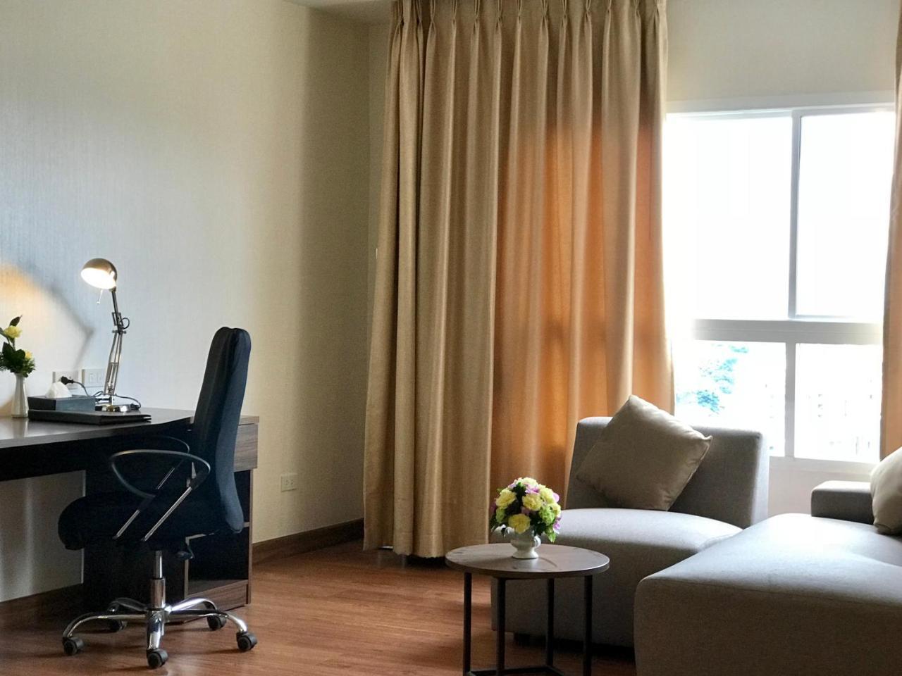 Hotel Furama Čiang Mai Exteriér fotografie